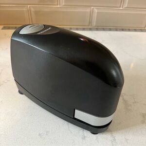 Stanley Bostitch Automatic Electric Desktop Stapler Model E66760 Tested‎ Working